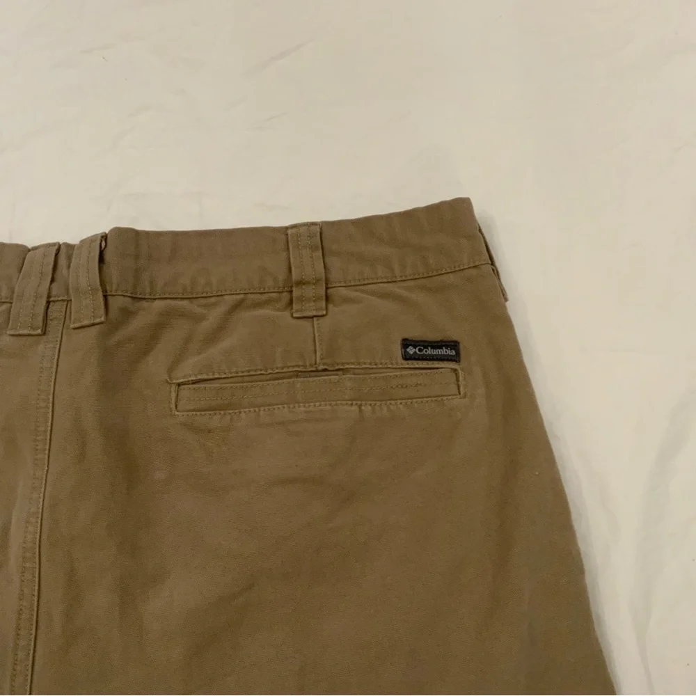 Columbia Flat Front 100% Cotton Shorts 38 Tan Hiking Fishing & other outdoor